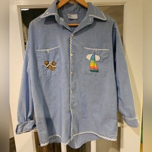 Vintage Lightweight Summer Denim Style Button Down Shirt. Size Large